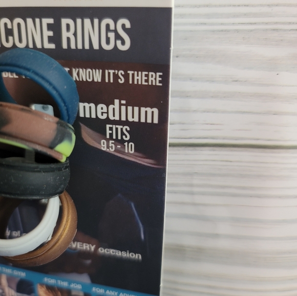 2 X  5 pack Silicone Rings Size Large & Medium Fits 11.5 - 12, Med 9.5- 10 - Picture 3 of 5